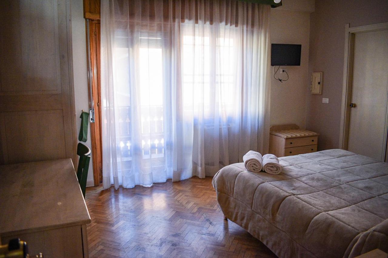 Lo Sciatore Hotel & Restaurant Camigliatello Silano Luaran gambar
